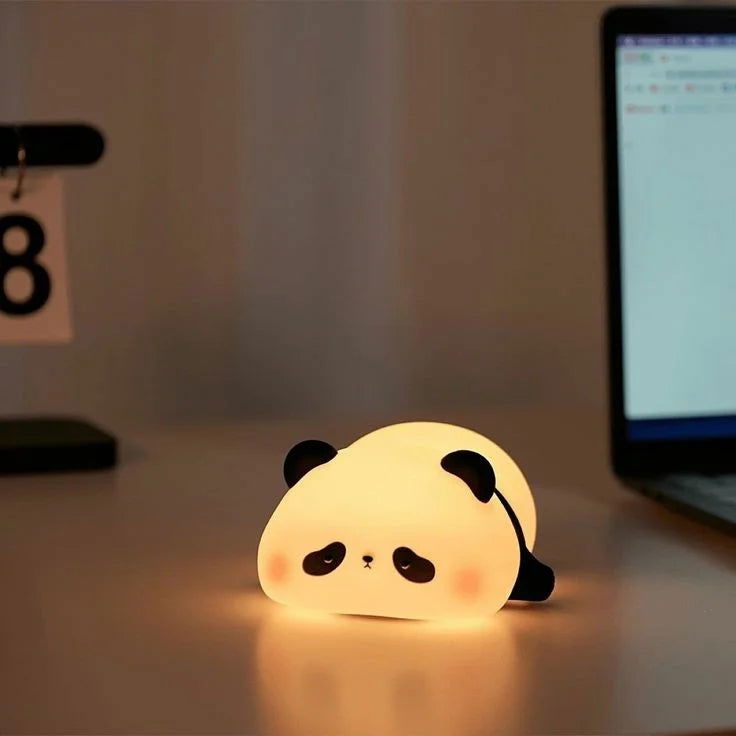 De Spirit Of Light Cute Animal LED Night Light - Adorable Illumination for Any Room De Spirit Of Light Ambient Lighting Animal Night Light Battery Operated Lamp Children's Night Light Cute Night Light Desk Accessories Home Decor Kids Room Lighting LED Light LED Lighting Modern Lighting Soft Glow Light
