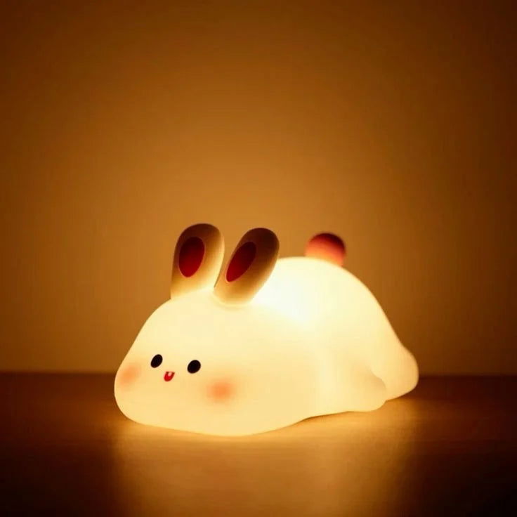 De Spirit Of Light Cute Animal LED Night Light - Adorable Illumination for Any Room De Spirit Of Light Ambient Lighting Animal Night Light Battery Operated Lamp Children's Night Light Cute Night Light Desk Accessories Home Decor Kids Room Lighting LED Light LED Lighting Modern Lighting Soft Glow Light