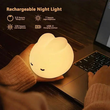 De Spirit Of Light Cute Animal LED Night Light - Adorable Illumination for Any Room De Spirit Of Light Ambient Lighting Animal Night Light Battery Operated Lamp Children's Night Light Cute Night Light Desk Accessories Home Decor Kids Room Lighting LED Light LED Lighting Modern Lighting Soft Glow Light